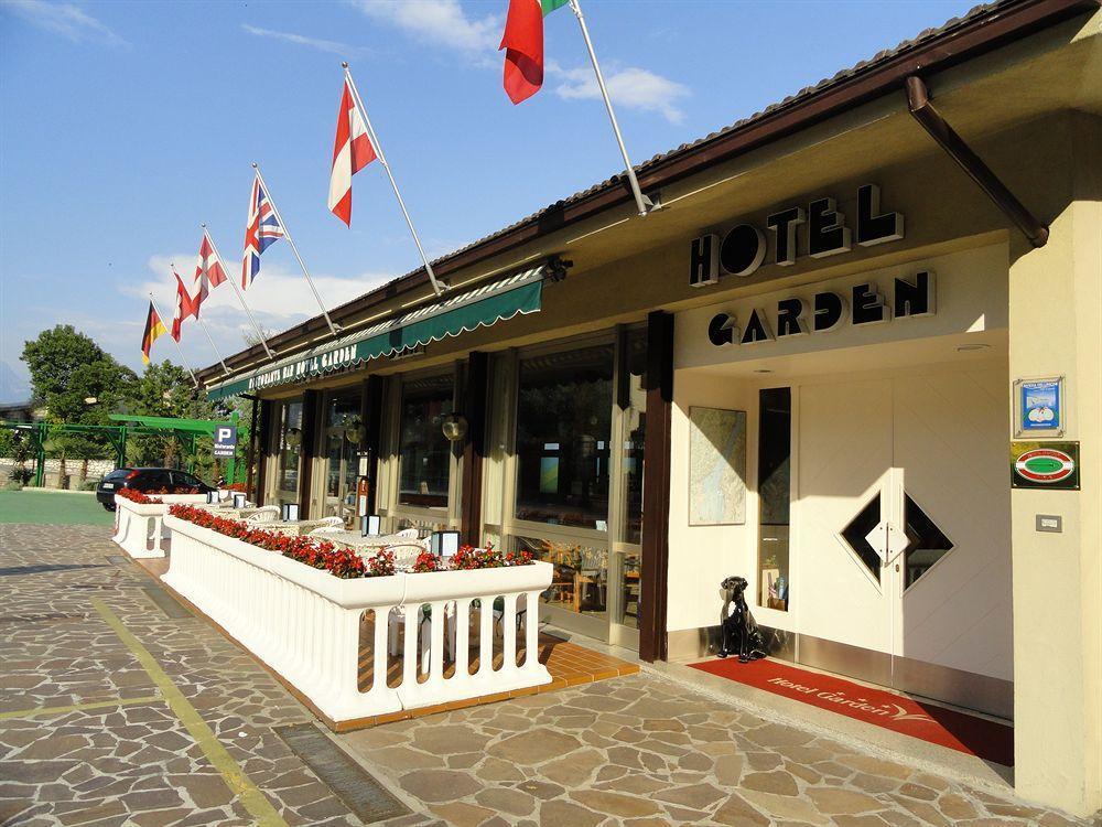 Hotel Garden 리몬네술가르다 외부 사진